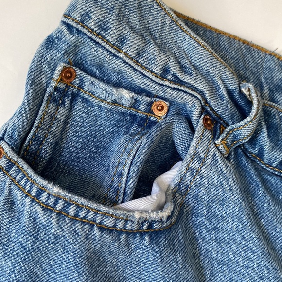 Washed out jean shorts from Zara - Picture 3 of 5